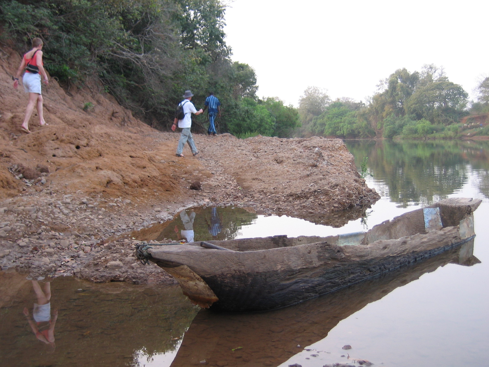 Sénégal Oriental – Immersion au cœur du Sénégal : Niokolo Koba, cascades, Bédik & Bassari, Saloum, Dakar, Lac Rose